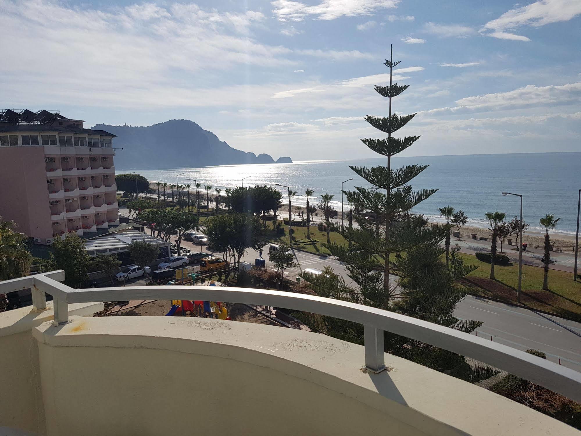Belle Ocean Apart Otel Alanya Luaran gambar